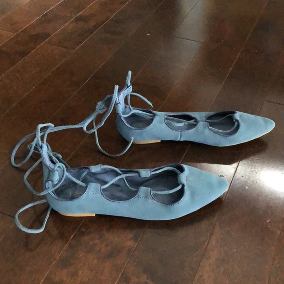 Gap genuine suede lace up flats - Picture 2 of 5